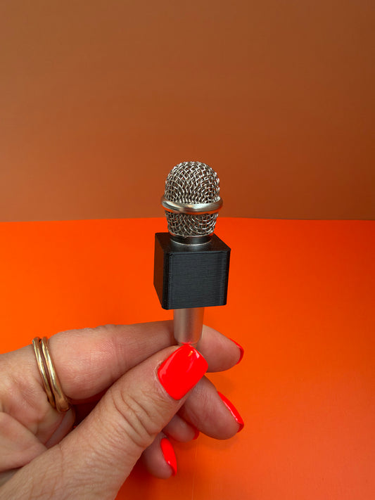 Blank mini microphone set with unprinted mic flag cube for DIY branding