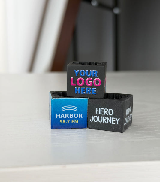 Custom Logo Mic Flag Cube